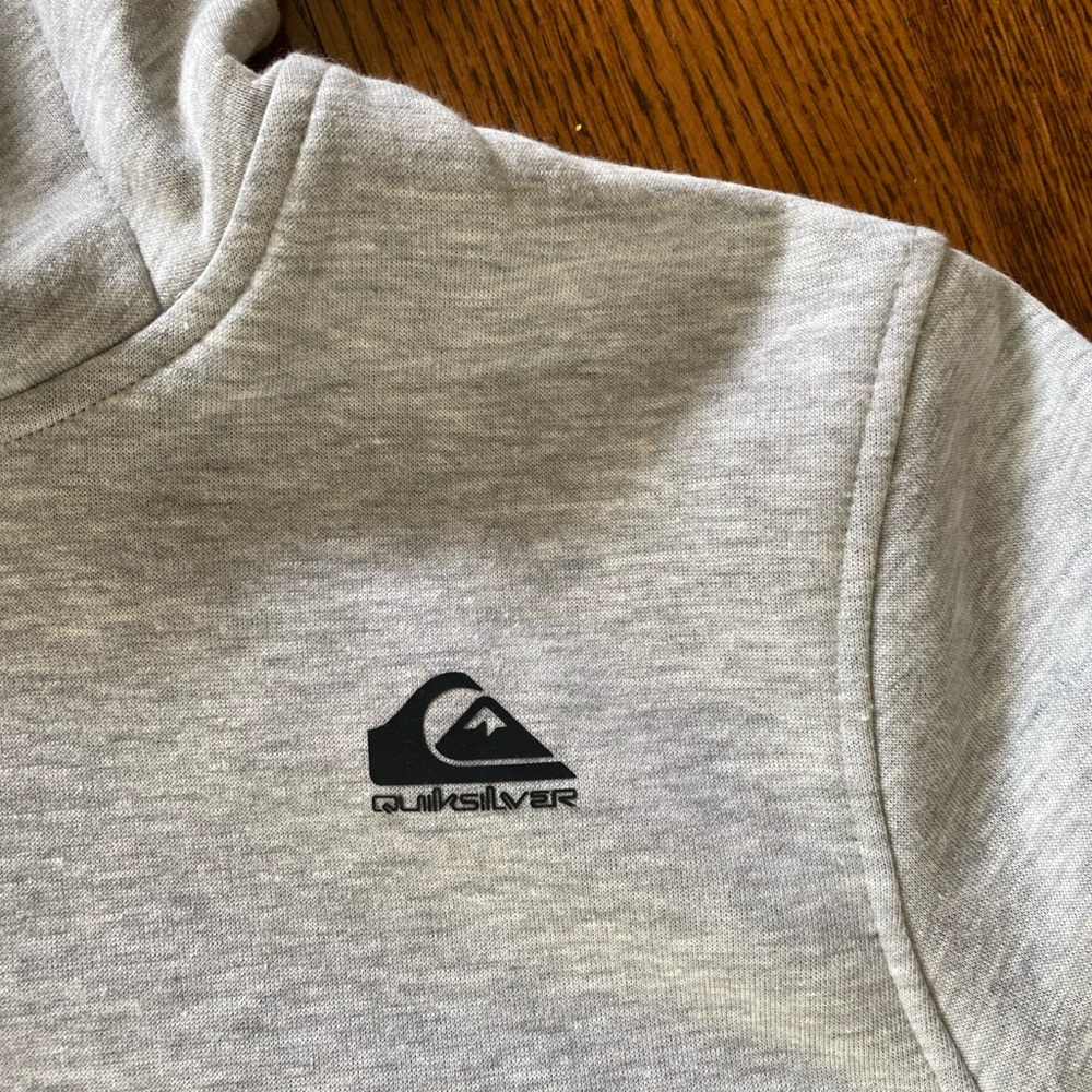 NWT Quiksilver Men's Gray Hoodie size M sweatshirt - Picture 2 of 4